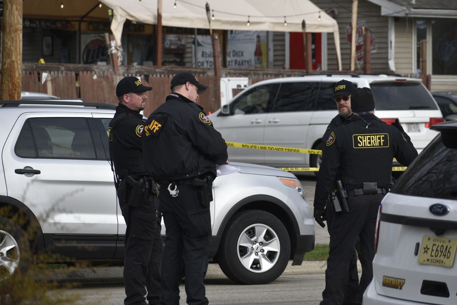 Deputies confer outside Somers House
